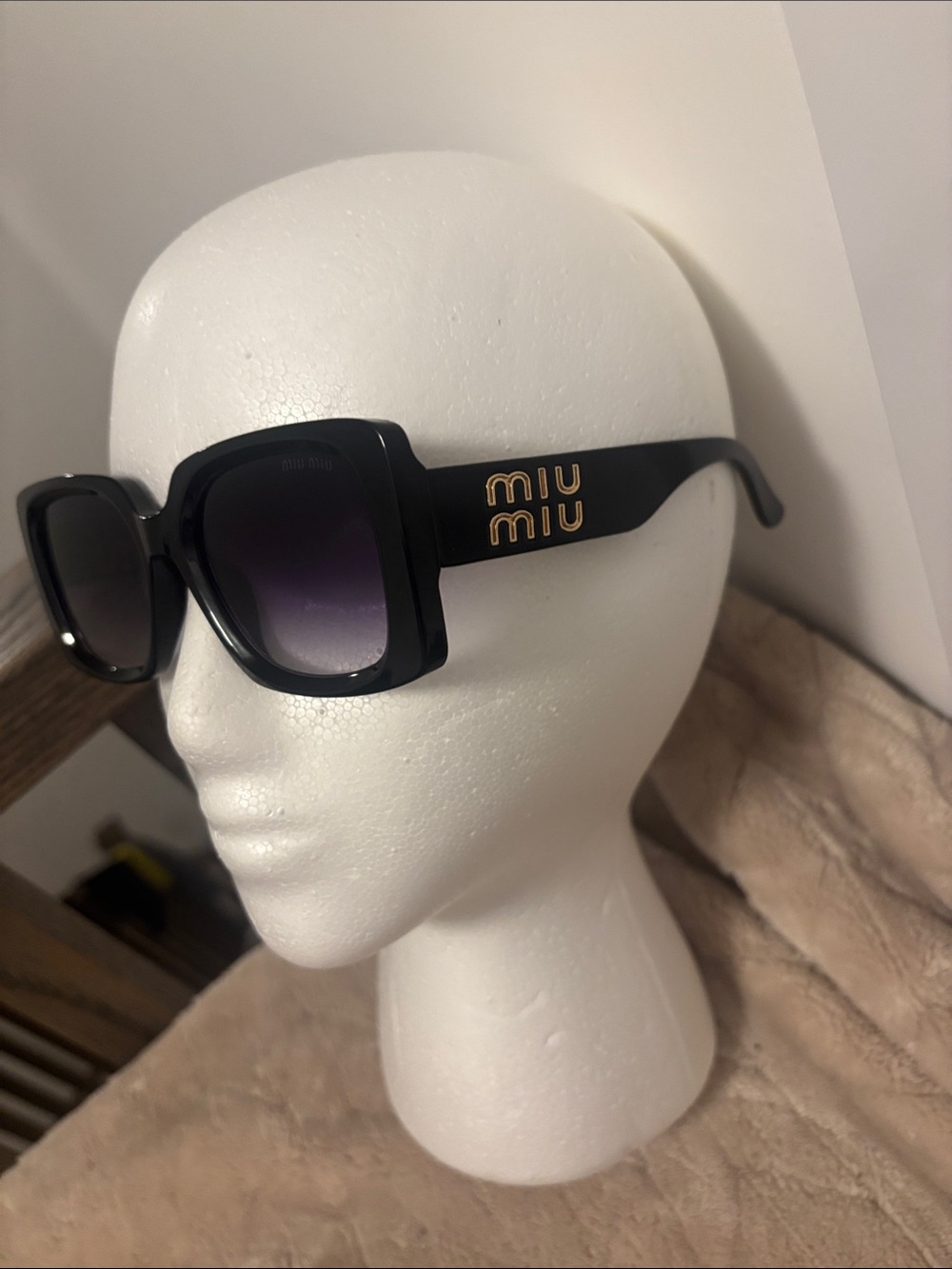 Vintage style Black and Gold tone  unisex oversized Sunglasses
